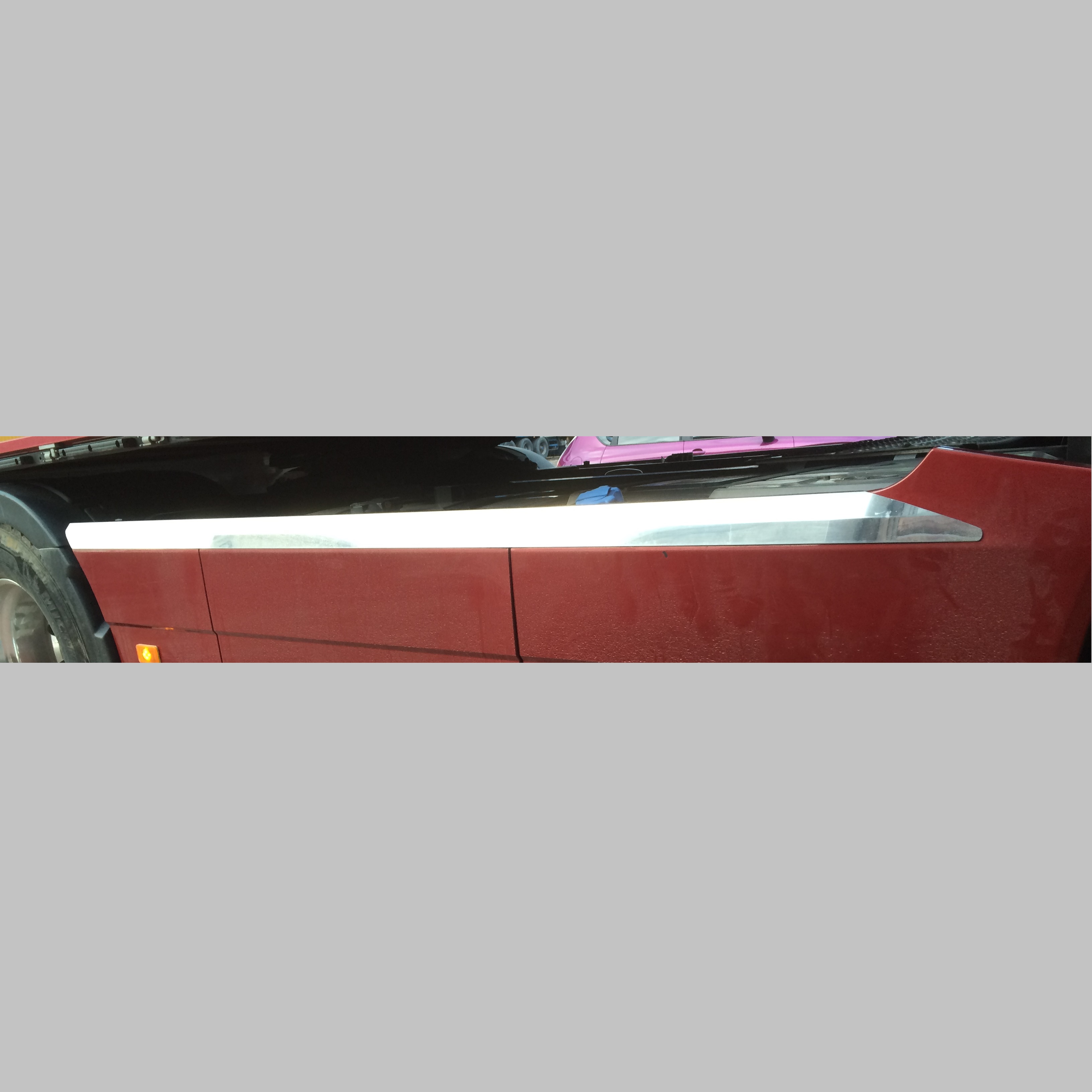 Volvo Yanlık Çıtası Volvo Yanlık Çıtası